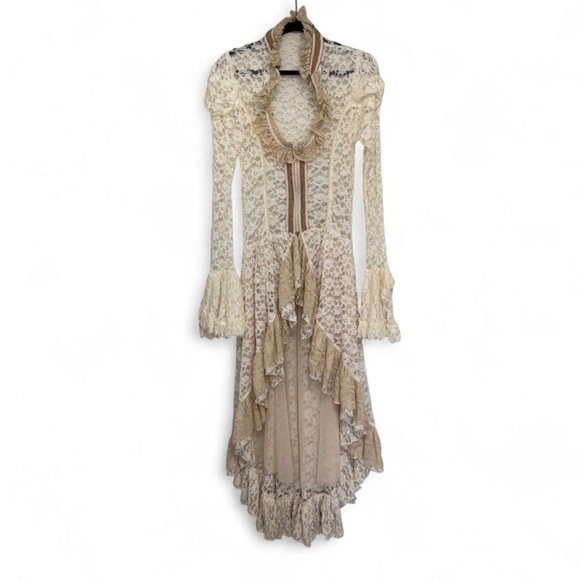 Romantic Lace Ruffle Maxi Dress - Picture 1 of 2